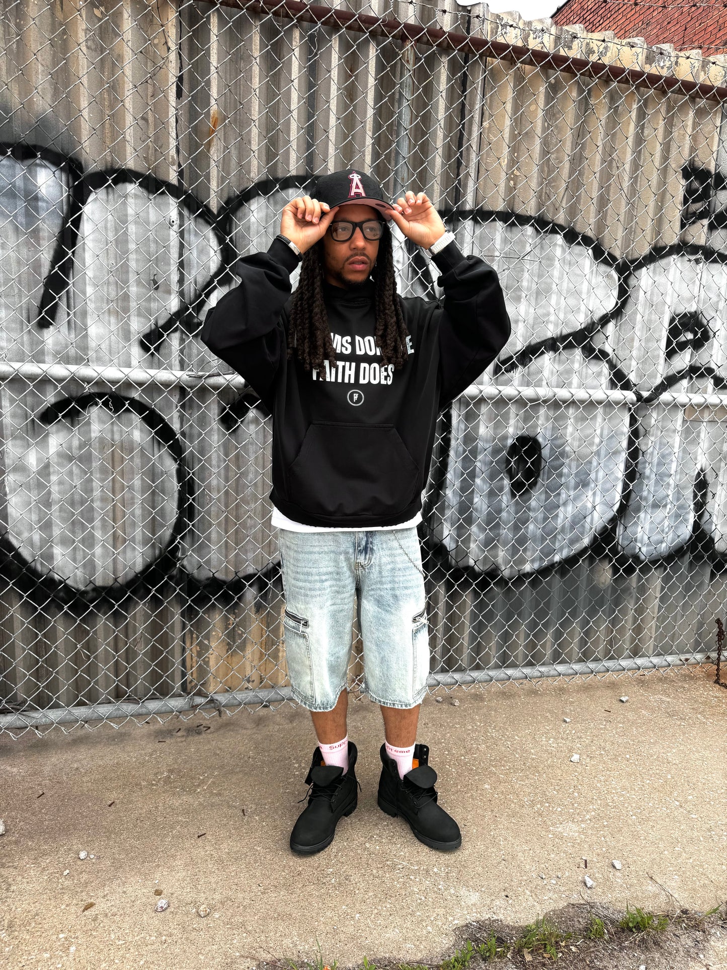 DREAMS DON’T DIE DISTRESSED HOODIE